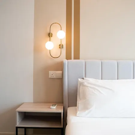 Ooak Suites At Mont Kiara Kuala Lumpur Exterior photo